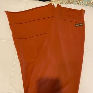 Matilda Jane, size medium, Finn in burnt orange